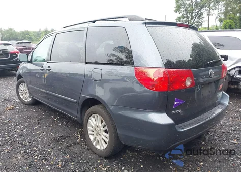 2010 Toyota Sienna Xle from USA, damaged, VIN 5TDDK4CC9AS031528